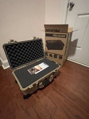 🔥Pelican 1510 On Watertight Hard Case with Foam Insert & Wheels - Desert Tan🔥